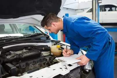 Faire entretenir sa voiture : le mémo indispensable
