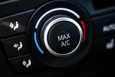 Auto-airconditioning opladen: een offerte aangepast aan de beste prijs
