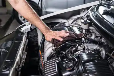 Conseils et tarif pour le décalaminage du moteur à essence