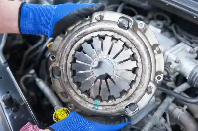 Tout sur la purge d’un embrayage hydraulique