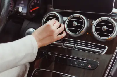 Filtre de climatisation voiture : emplacement et changement