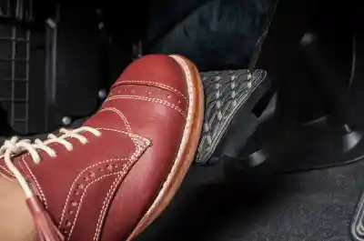 Comprendre et résoudre une pédale de frein dure