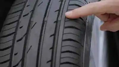 Tout savoir sur les témoins d'usure des pneus de voiture