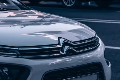 avant de voiture citroen