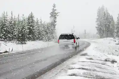 Quels sont les points vitaux d'une révision auto en hiver ?