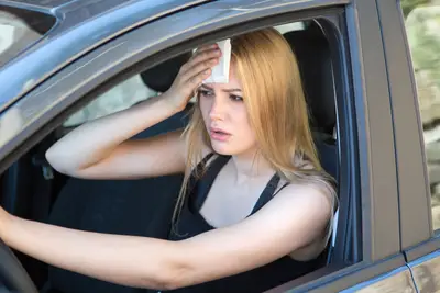 Canicule : 5 bonnes habitudes à adopter en voiture