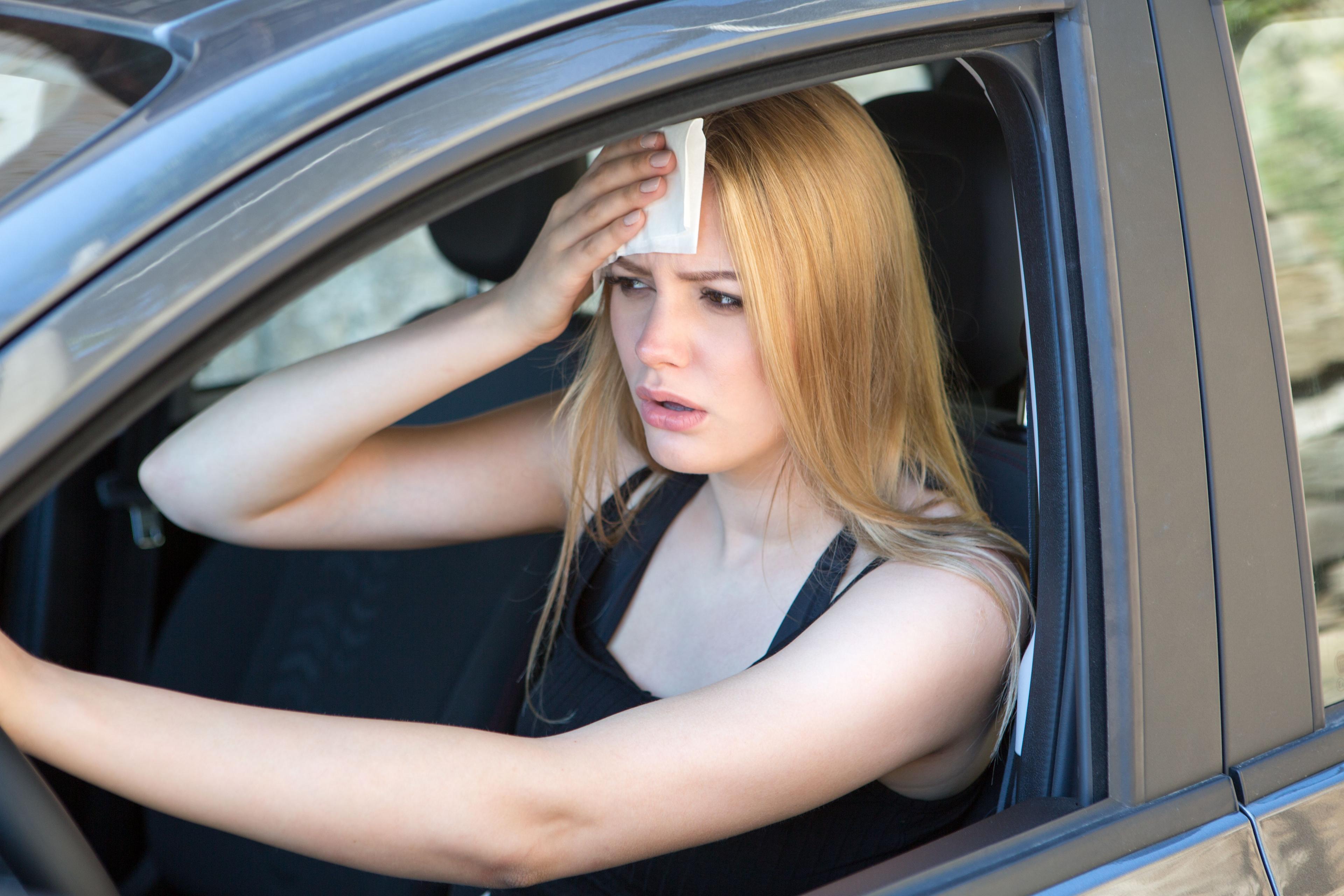 Canicule : 5 bonnes habitudes à adopter en voiture