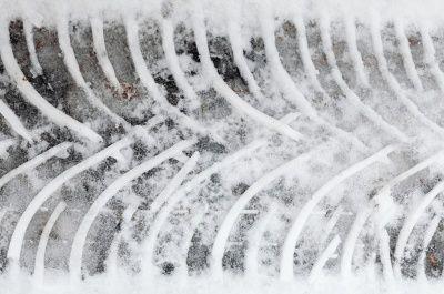 Trace de pneu neige