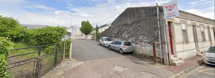 Photo de Garage CARROSSERIE DUVAL SAYO
