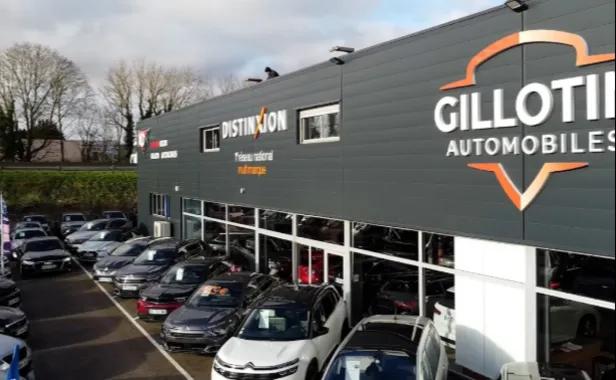 GARAGE GILLOTIN AUTOMOBILES