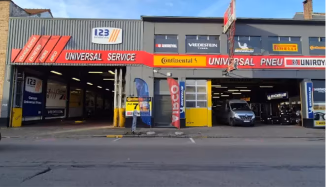 Photo de Garage Universal Pneu