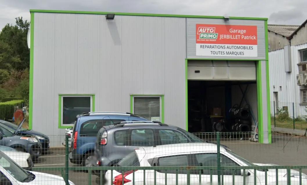 Photo de GARAGE JERBILLET COMBACON