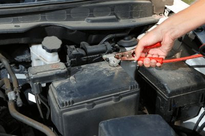 image Changer sa batterie de voiture : quand et pourquoi ?