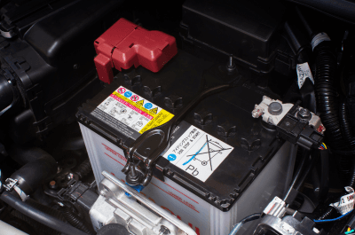 image Comment nettoyer les cosses de batterie de voiture efficacement ?